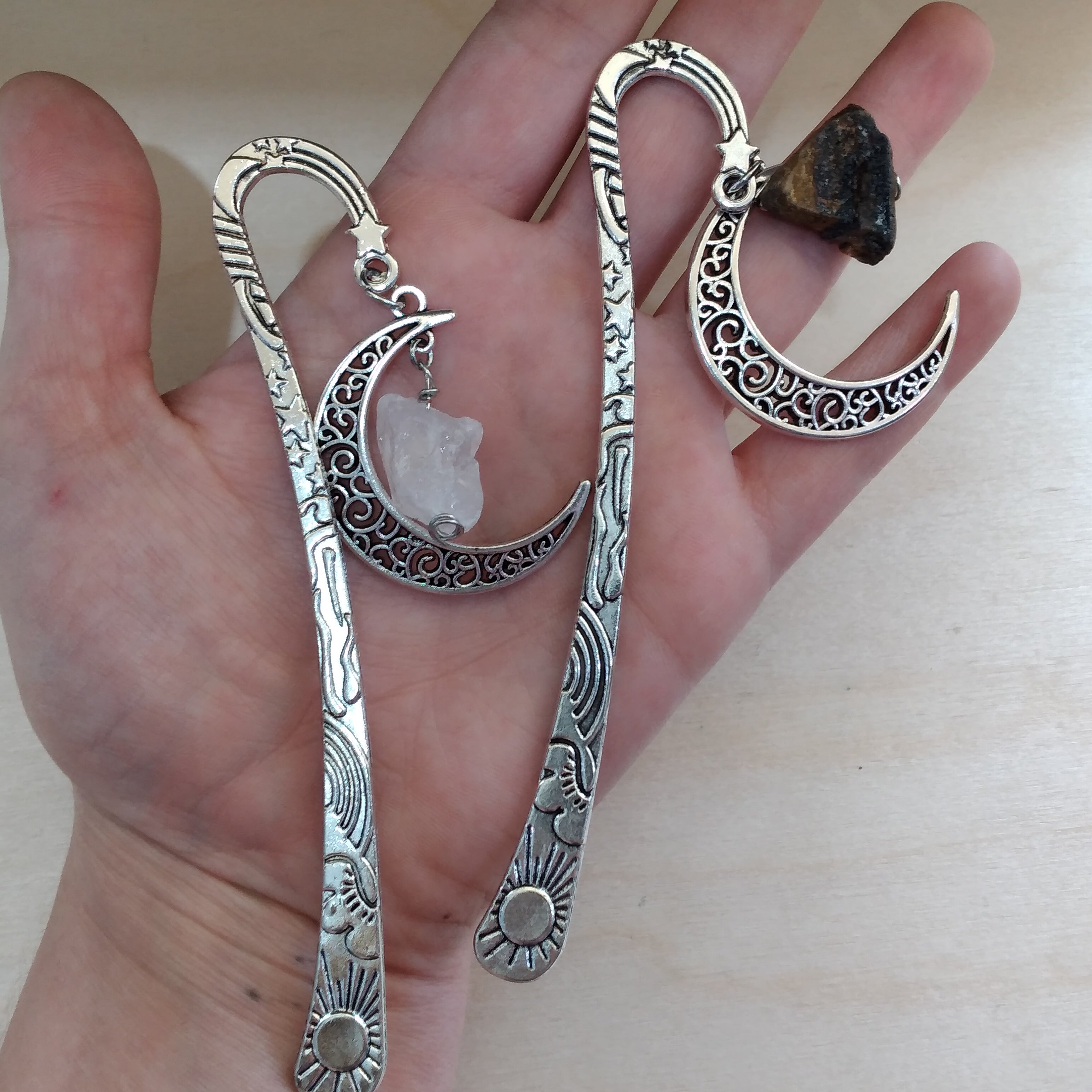 Bulk gemstone in crescent moon bookmarks for wholesale display