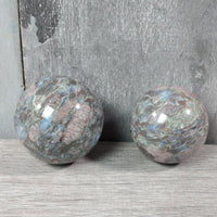 Gemstone Sphere by the Inch – Bulk Crystal Spheres
