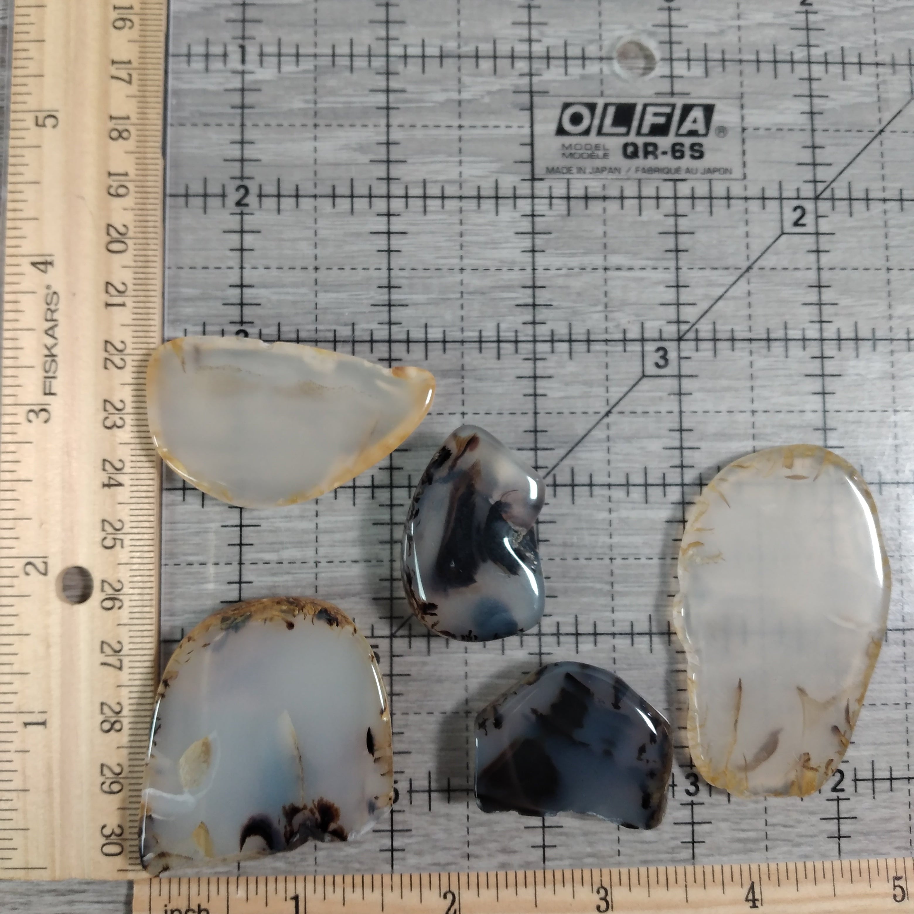 Gift shop crystals wholesale Montana Moss Agate