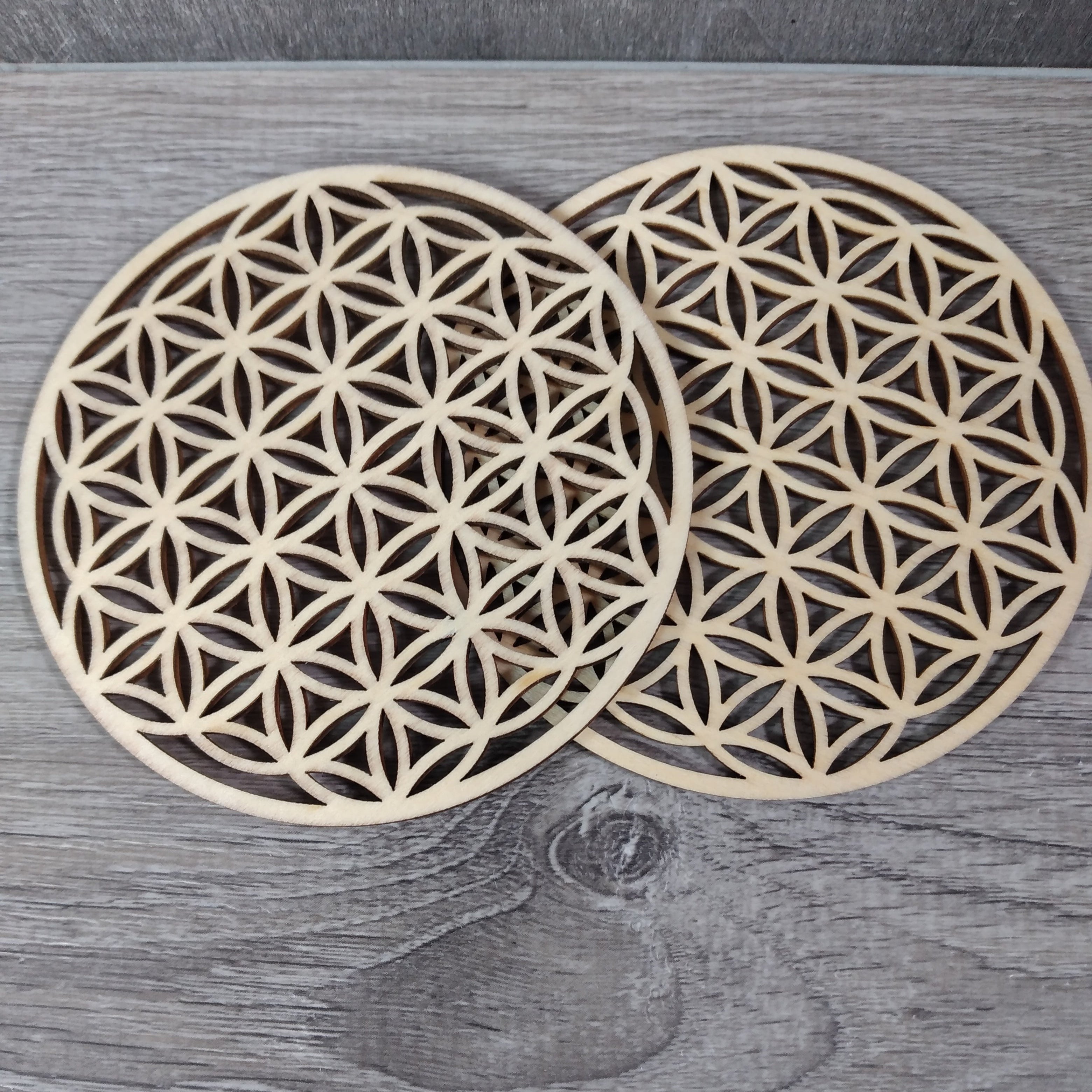 round wooden grid for crystal energy layout