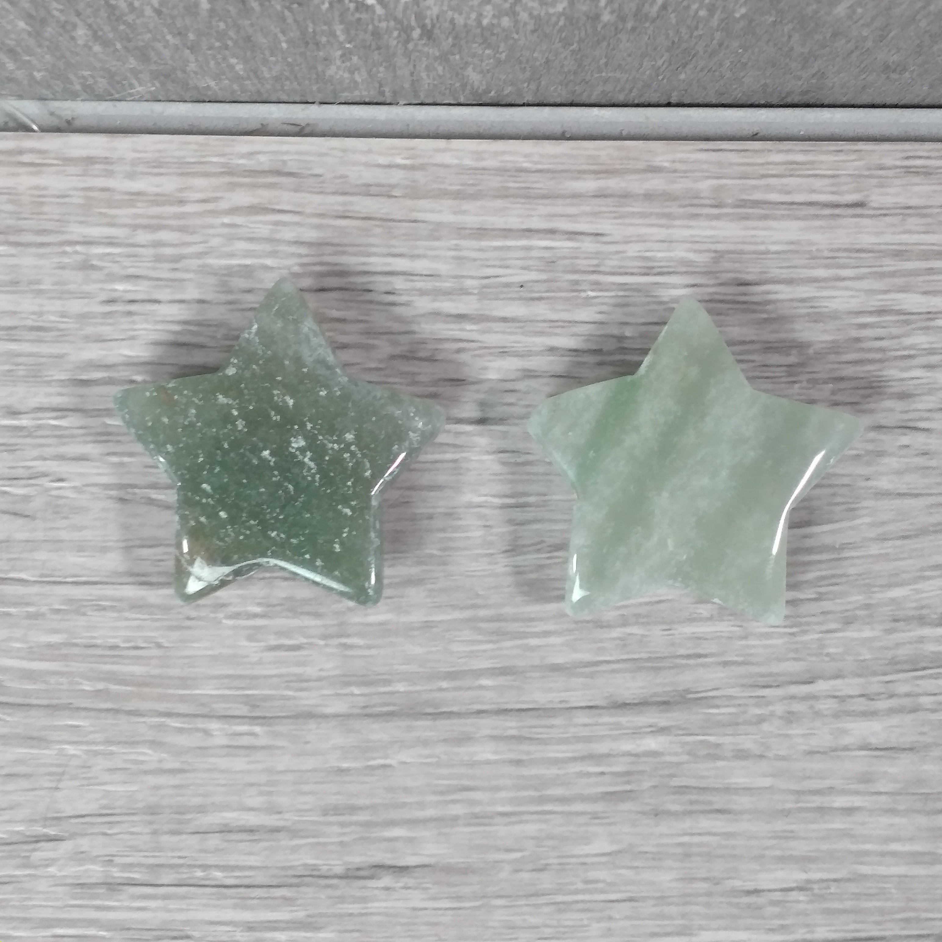 aventurine polished gemstone star carving for spiritual shops