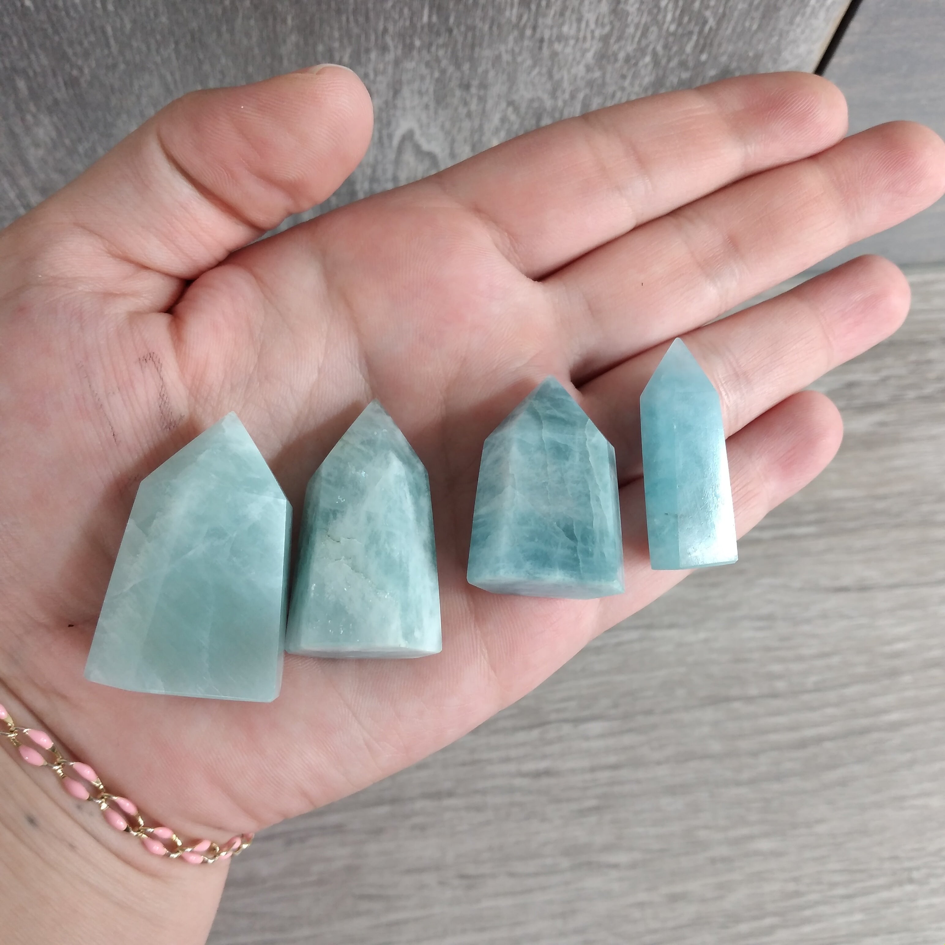 Aquamarine small crystal tower bulk