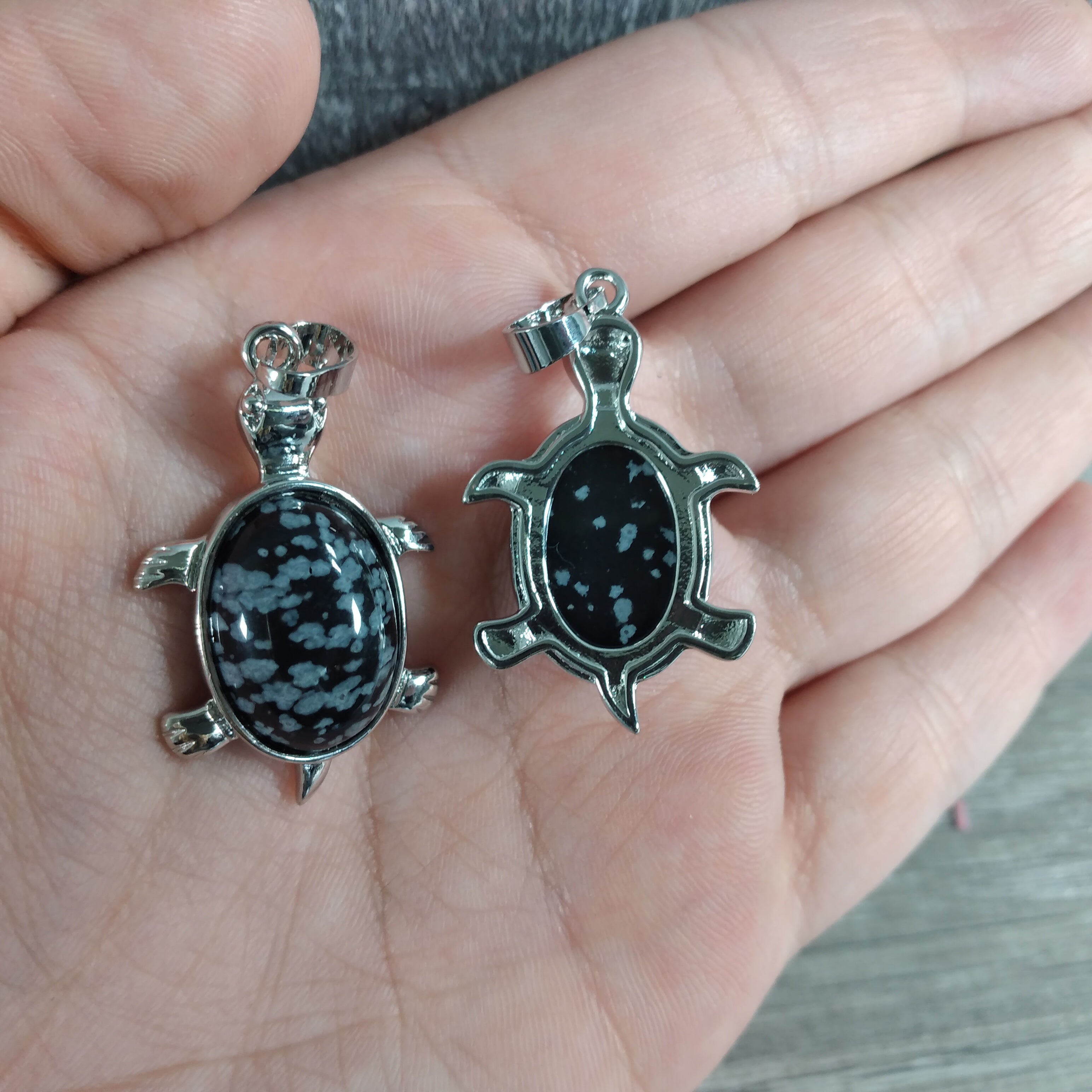 Snowflake Obsidian crystal turtle pendant wholesale
