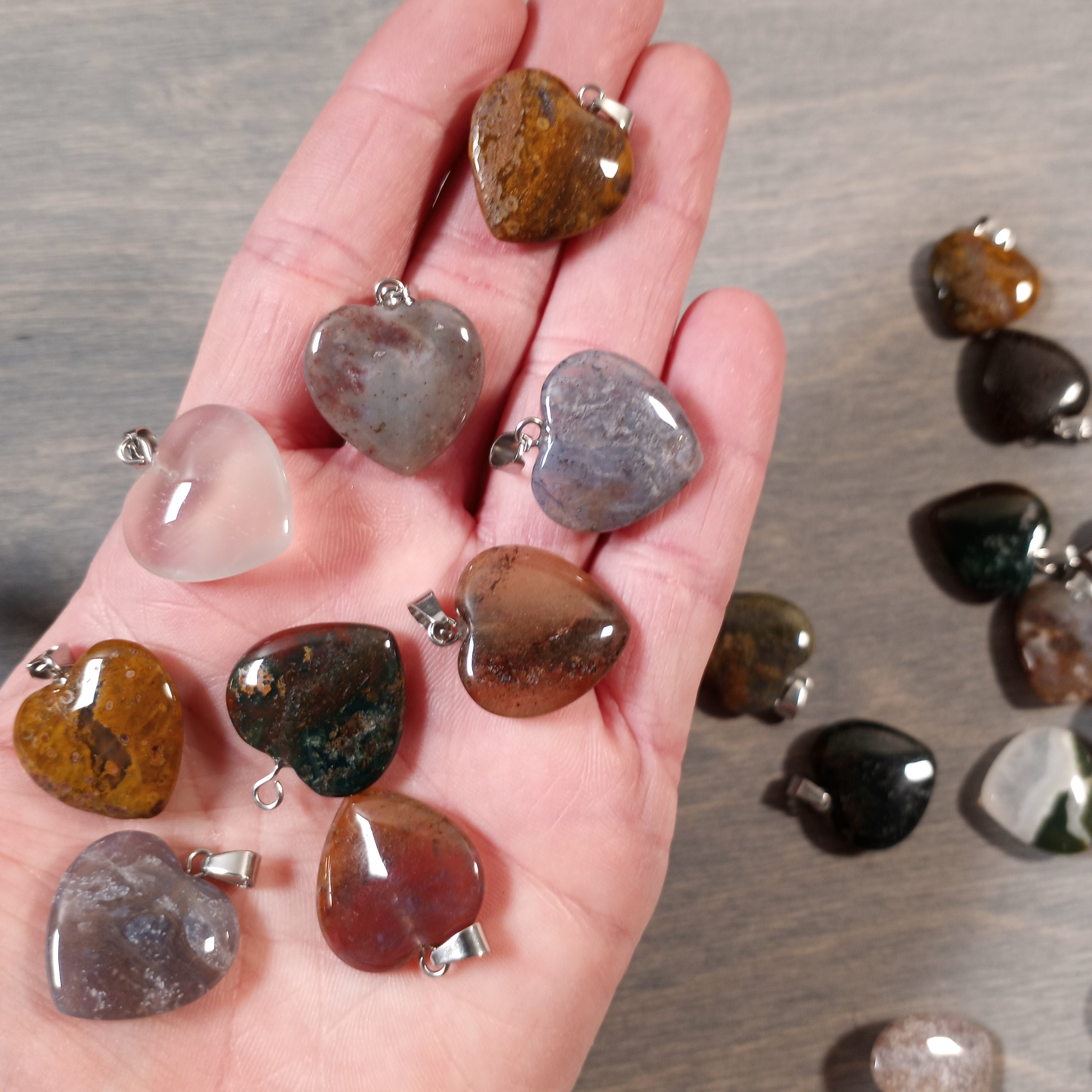 agate natural stone heart pendant