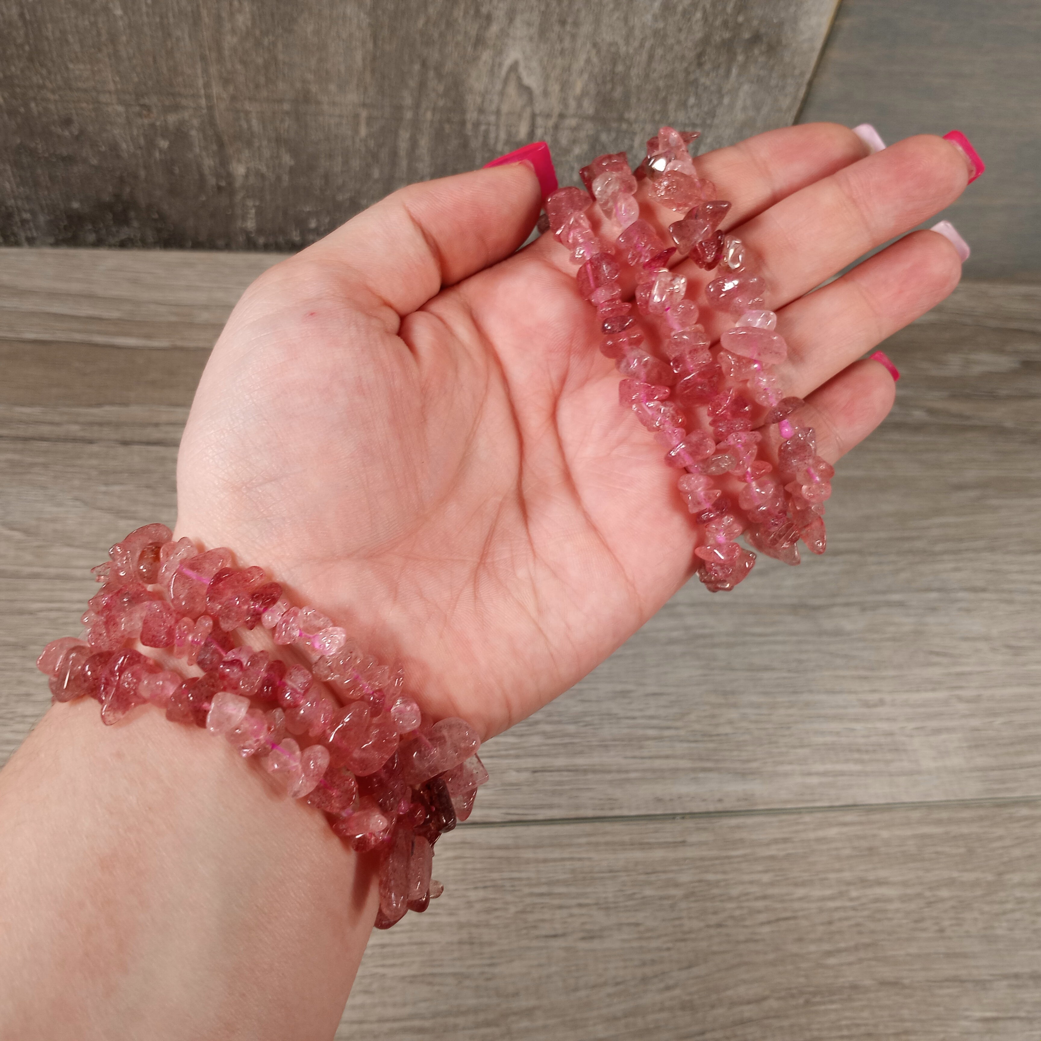 strawberry quartz gemstone chip bracelet wholesale