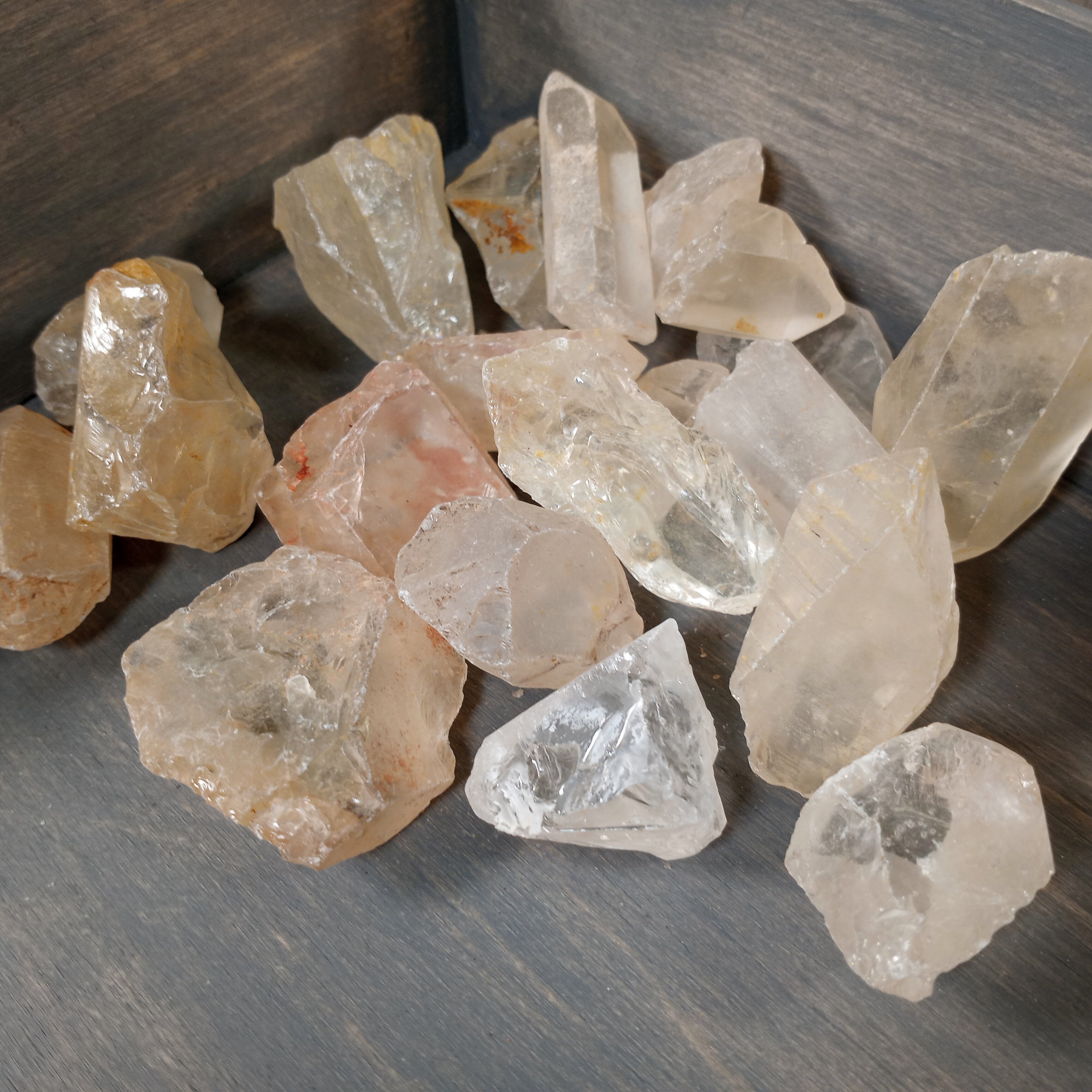 wholesale rough crystal supplier