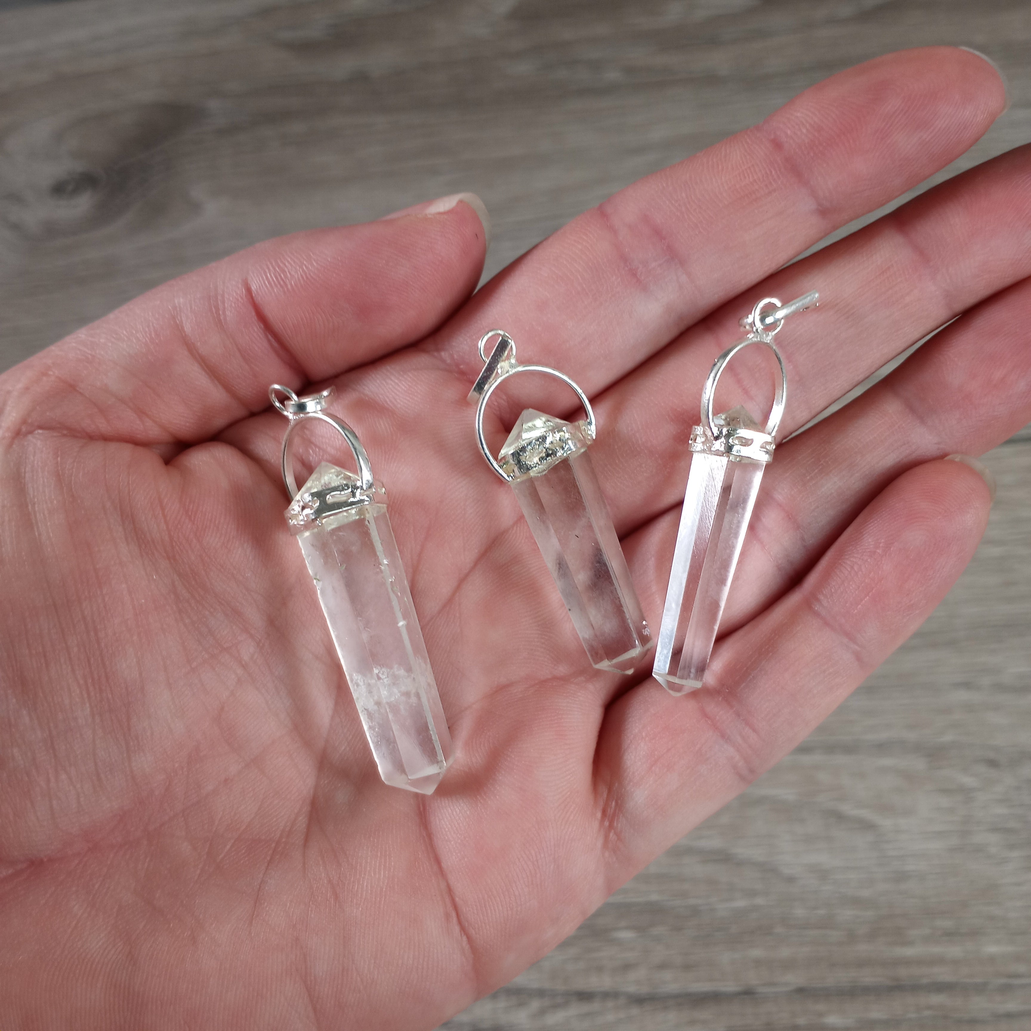 Healing gemstone point pendants clear quartz for wholesale purchase
