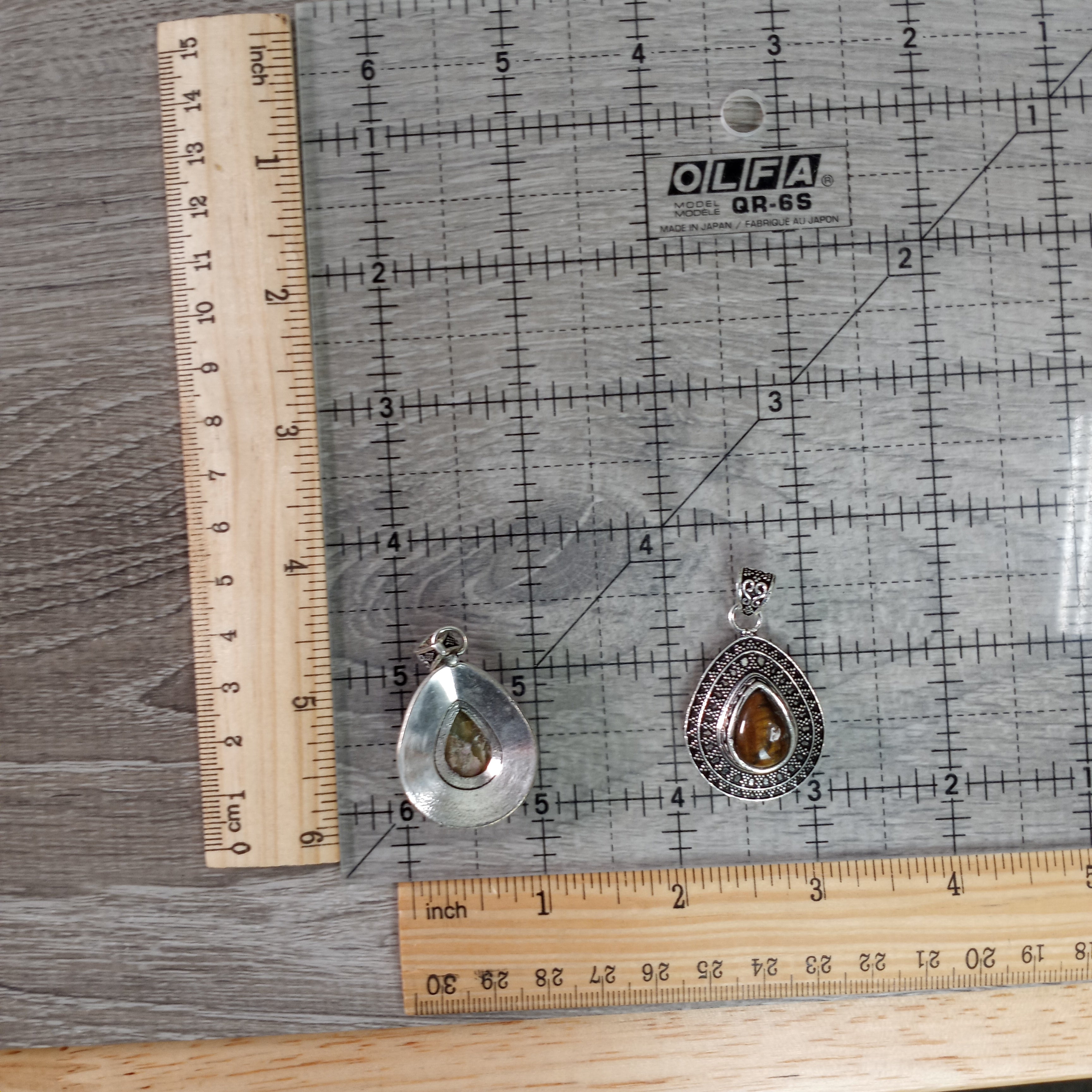 Gemstone Tibetan Pendants in Pot Metal – Bulk Jewelry for Crystal Shops