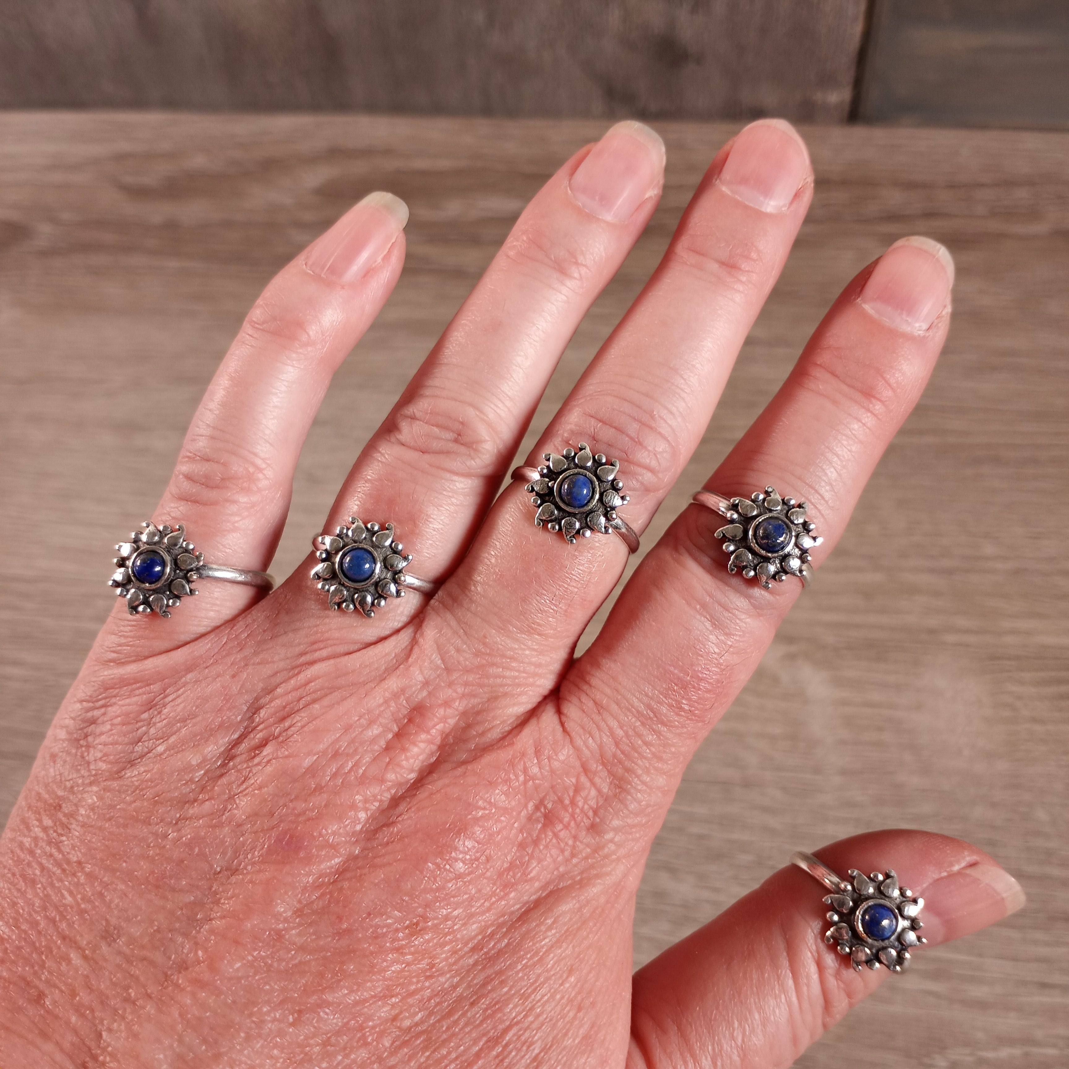 Lapis Lazuli crystal rings for metaphysical shops