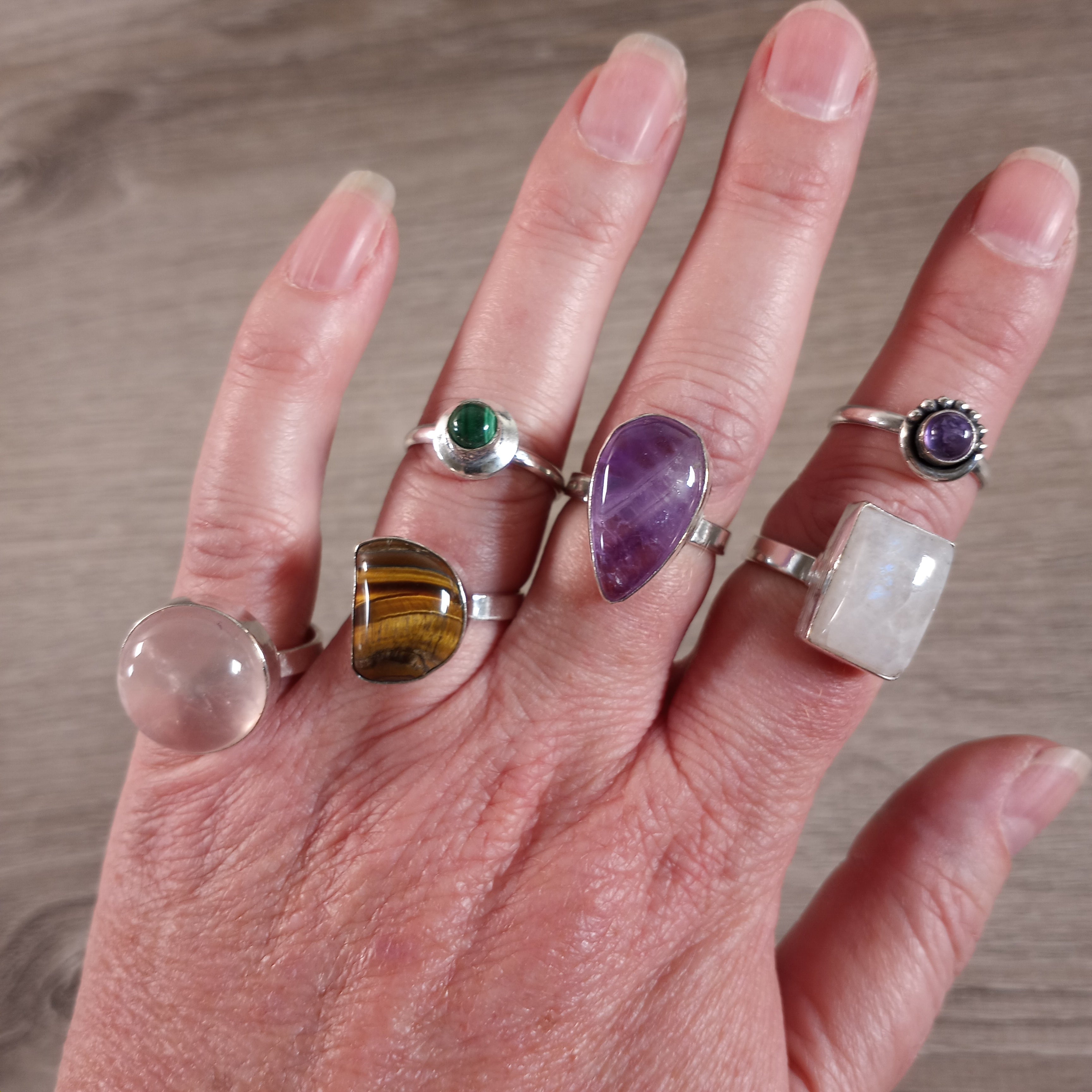 Assorted wholesale gemstone pot metal rings assorted styles by size