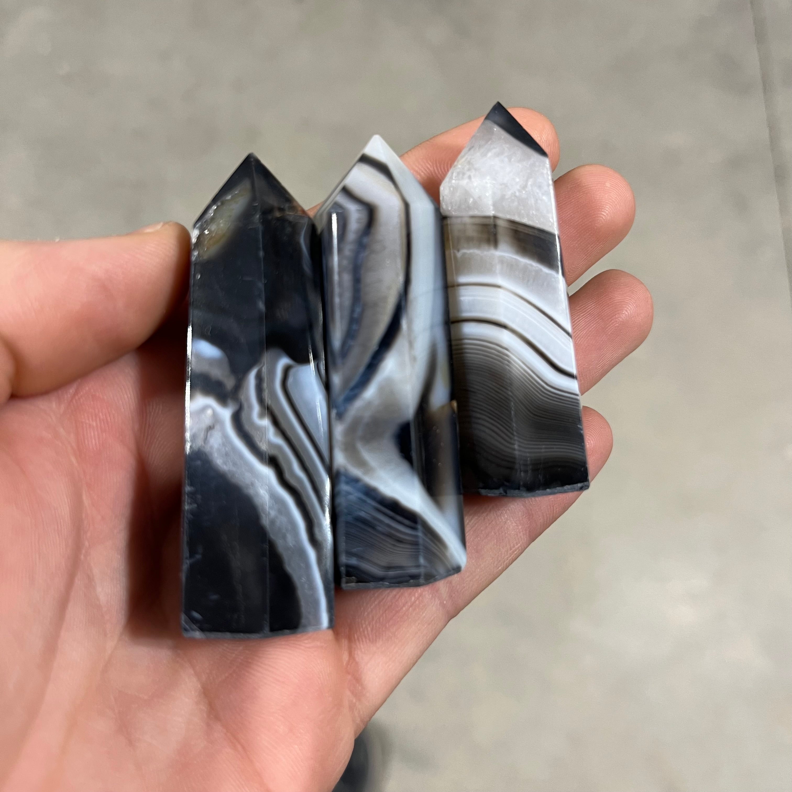 Sardonyx banded obelisks for wholesale