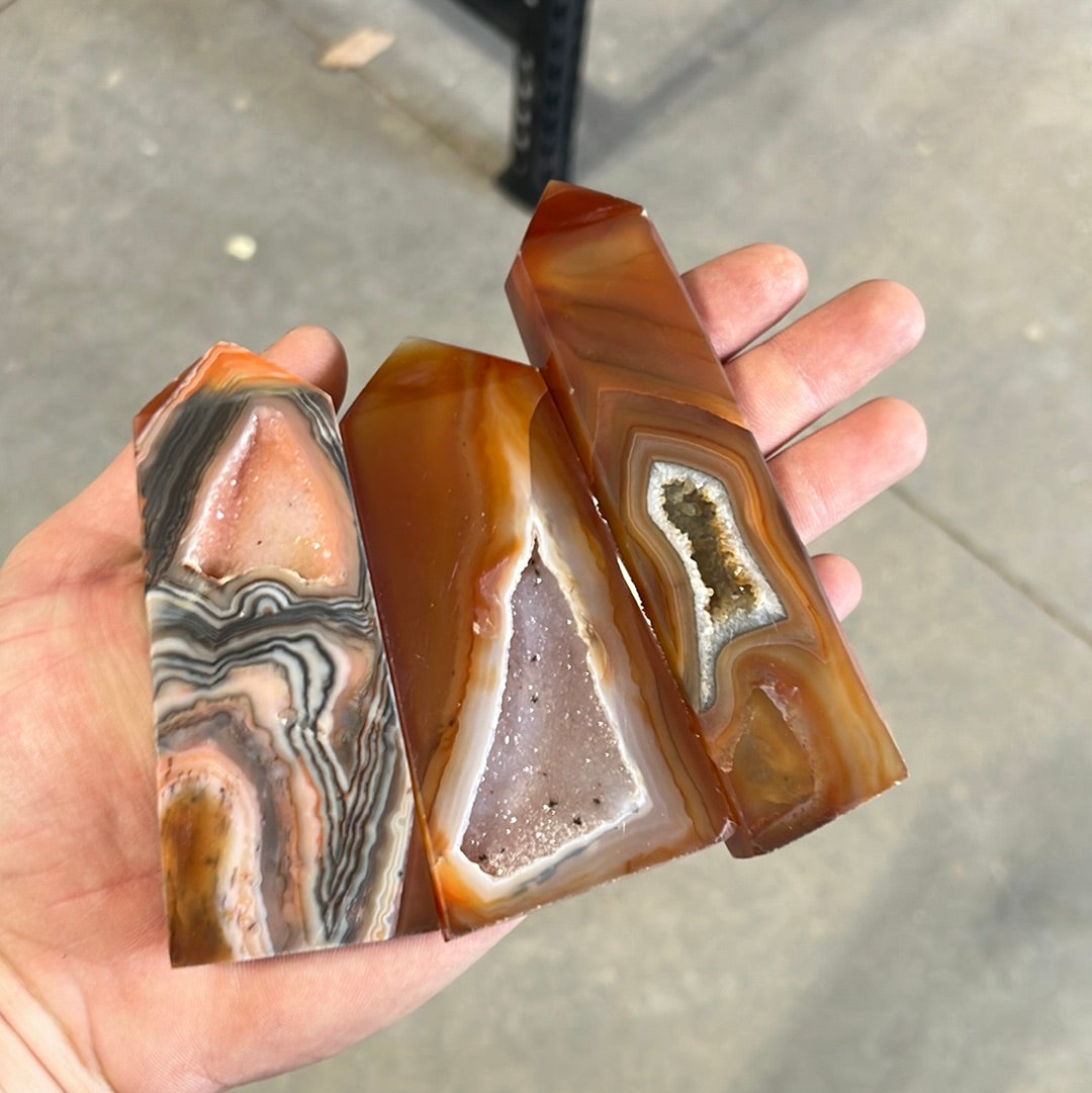 Bulk carnelian obelisk supplier for resale