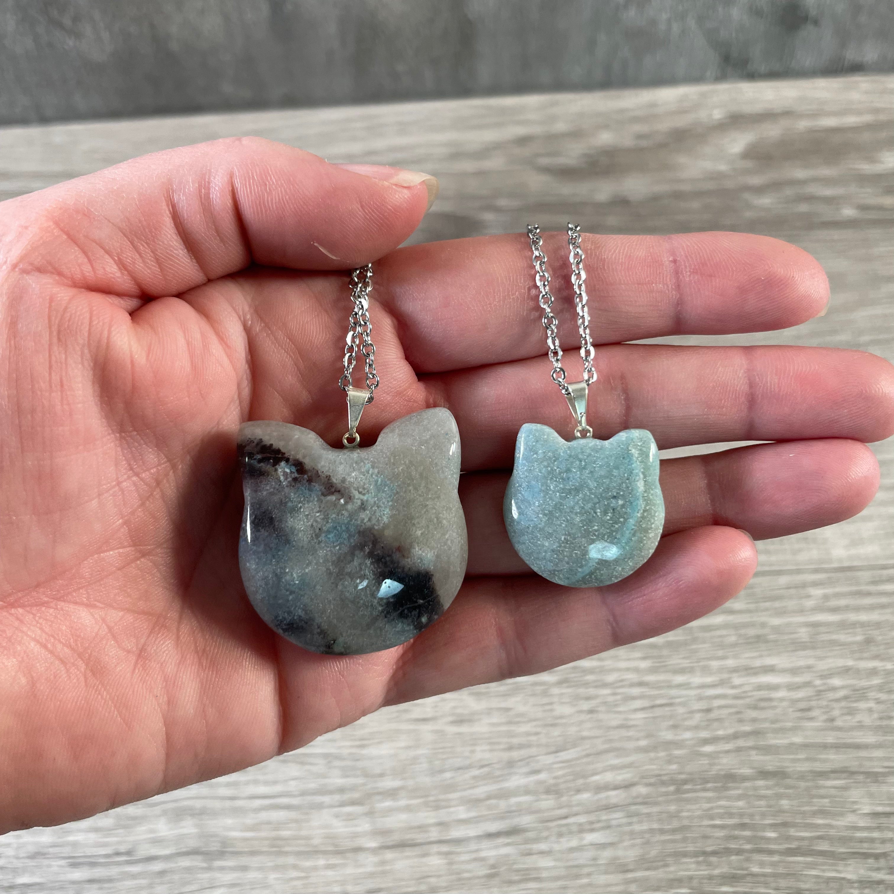 Trollilte cat face carving crystal jewelry