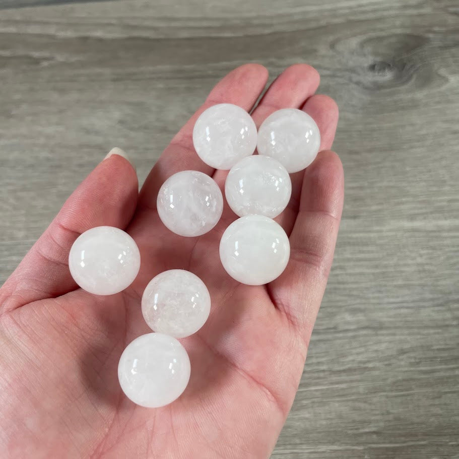 quartz bulk gemstone spheres