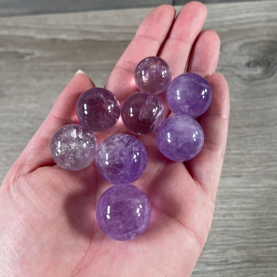 amethyst crystal spheres small size for retailers