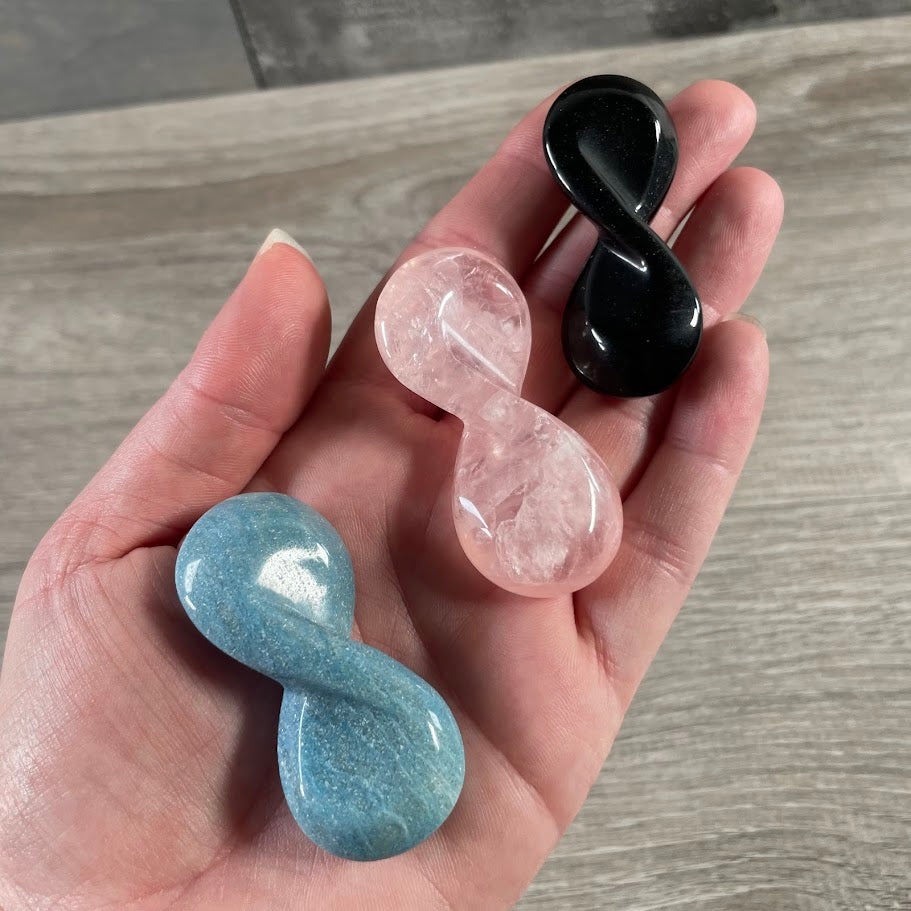 wholesale crystal infinity carvings for gift stores