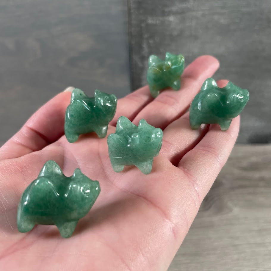 flying pig gemstone carving small gift shop decor aventurine