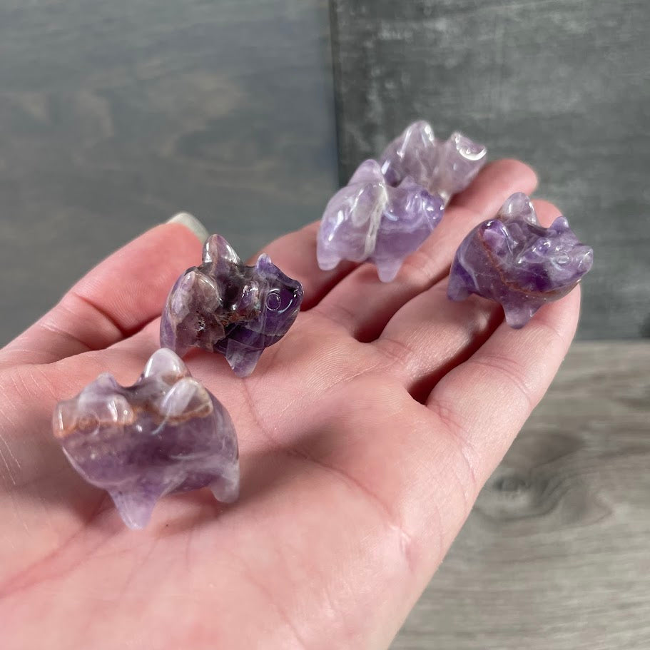 wholesale carved crystal animal figurine flying pig amethyst