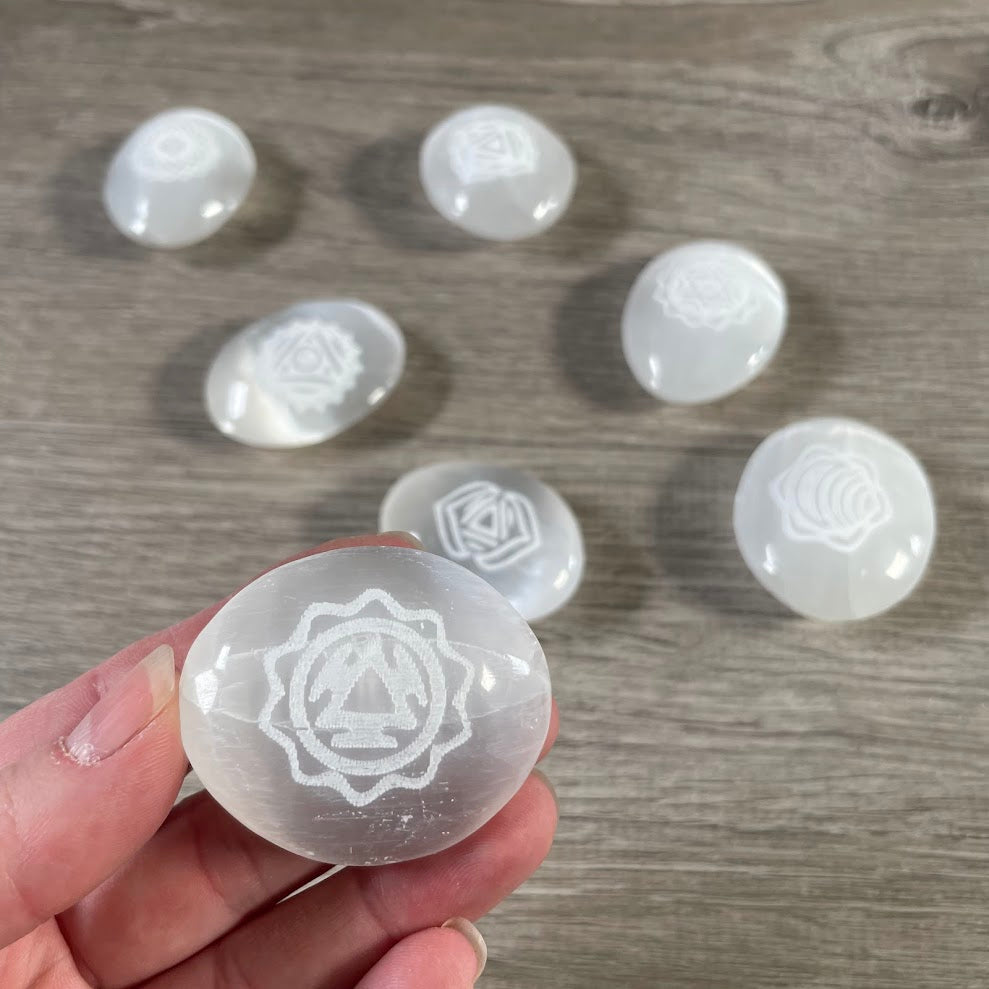 Seven chakra crystal palm stone set