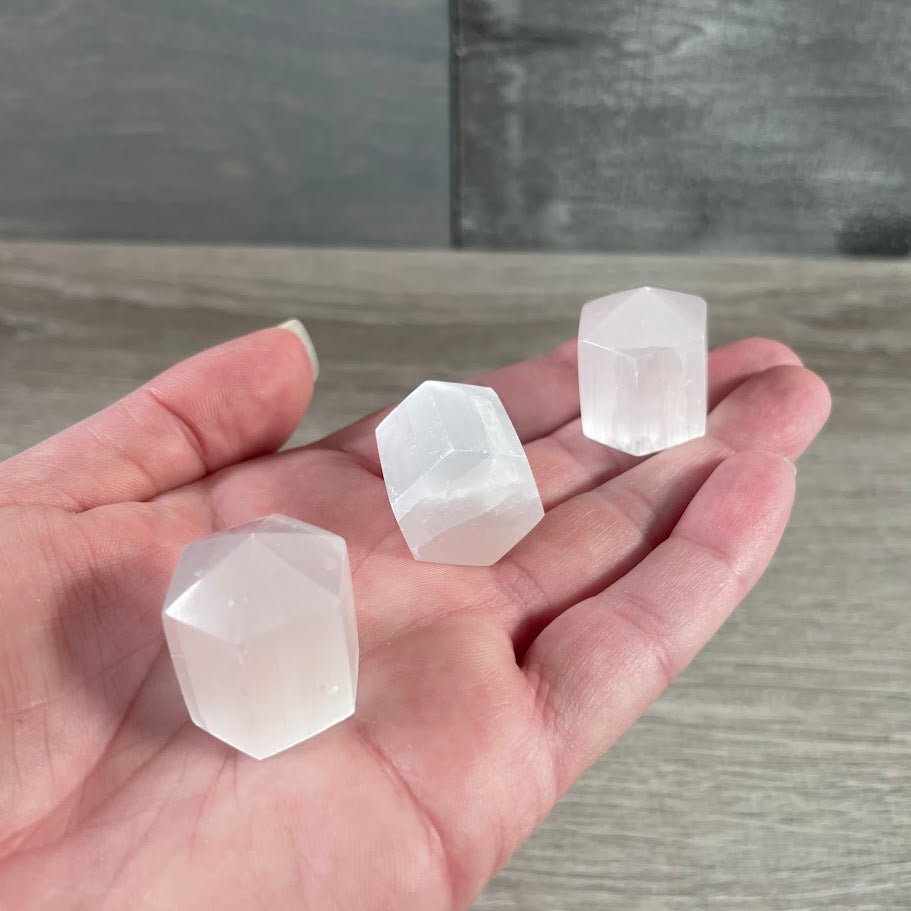 pencil shaped bulk selenite stones polished for crystal shops