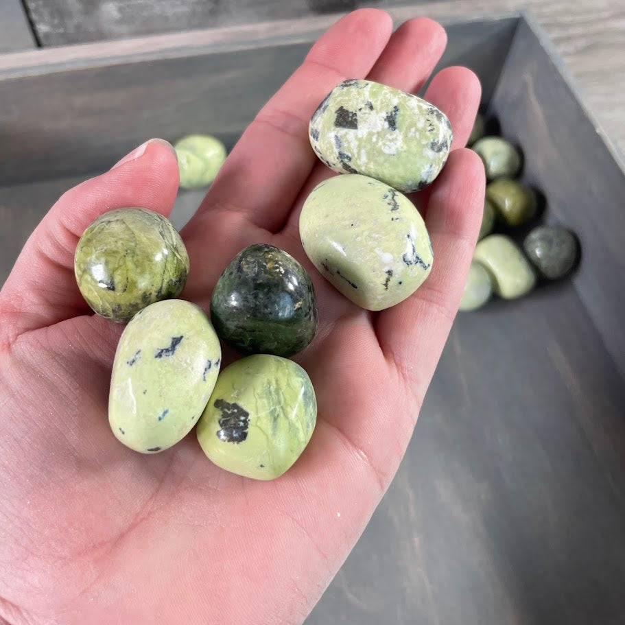 bulk order green serpentine stones with magnetite inclusions