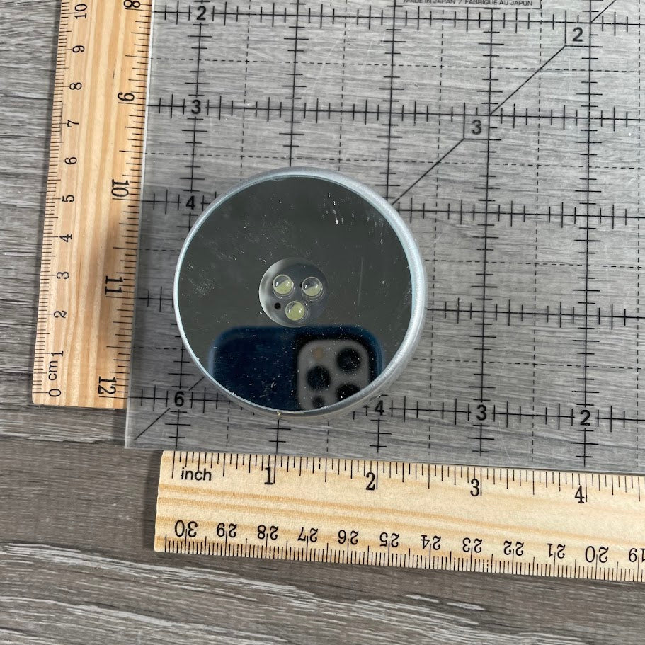 gift store crystal display light stand