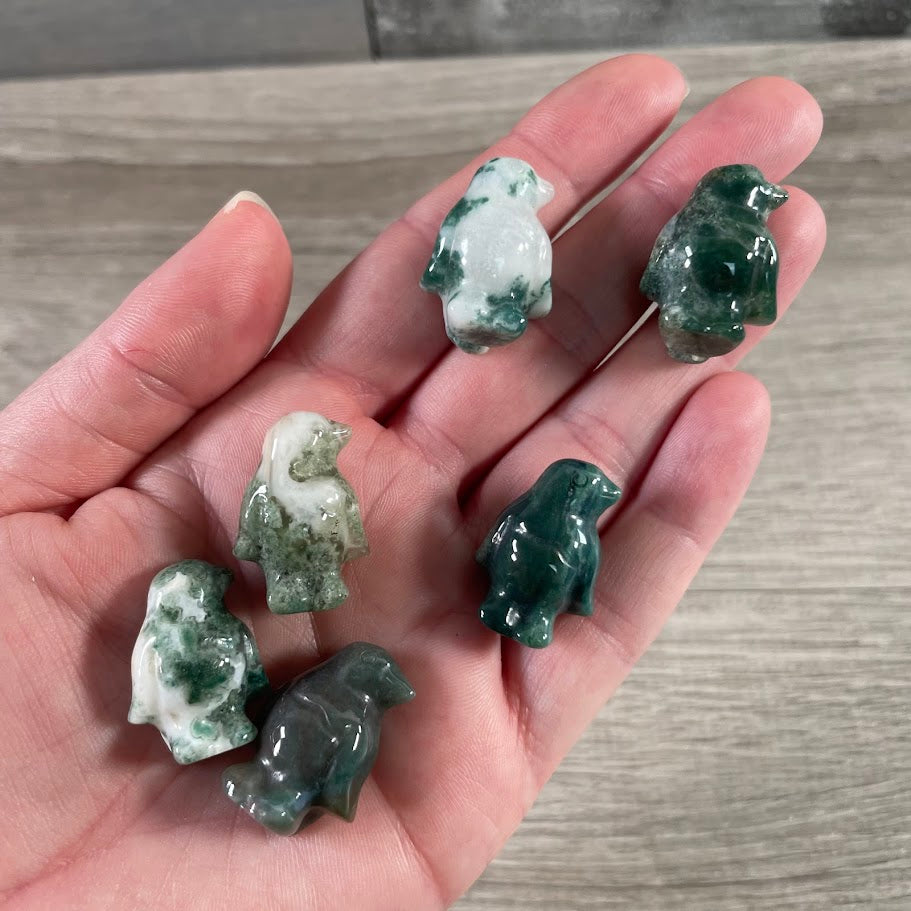 Moss Agate gemstone penguin statue small wholesale