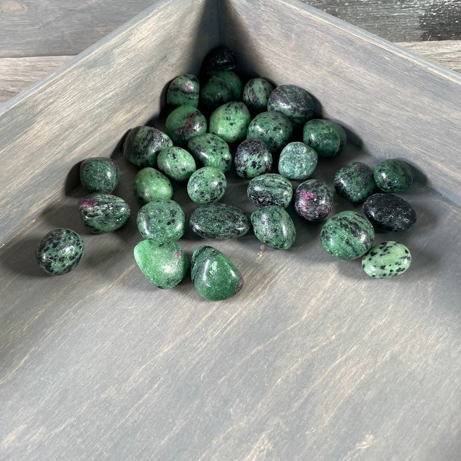 Bulk Ruby Zoisite tumbled crystals for wholesale
