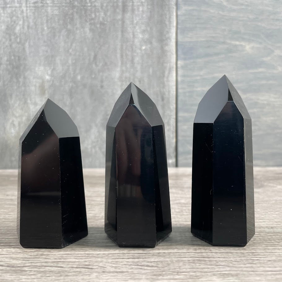 obsidian Brazilian gemstone pillar