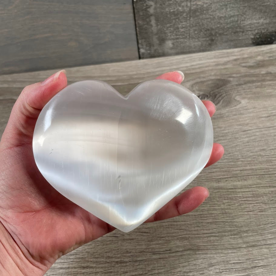 selenite heart crystal décor wholesale