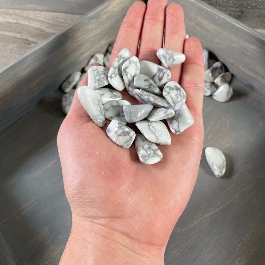 crystal store howlite supply