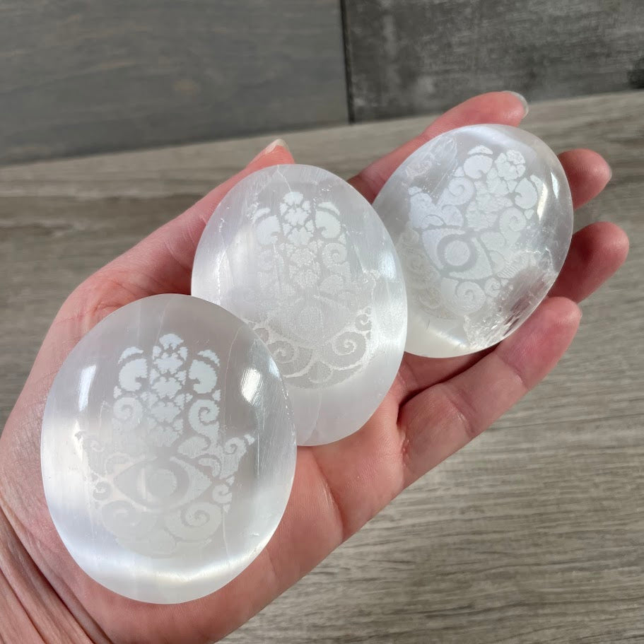 hamsa hand palm stones wholesale