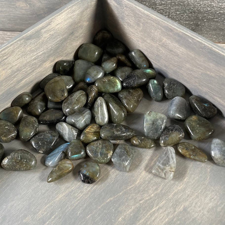 High-quality labradorite stones wholesale for crystal shops