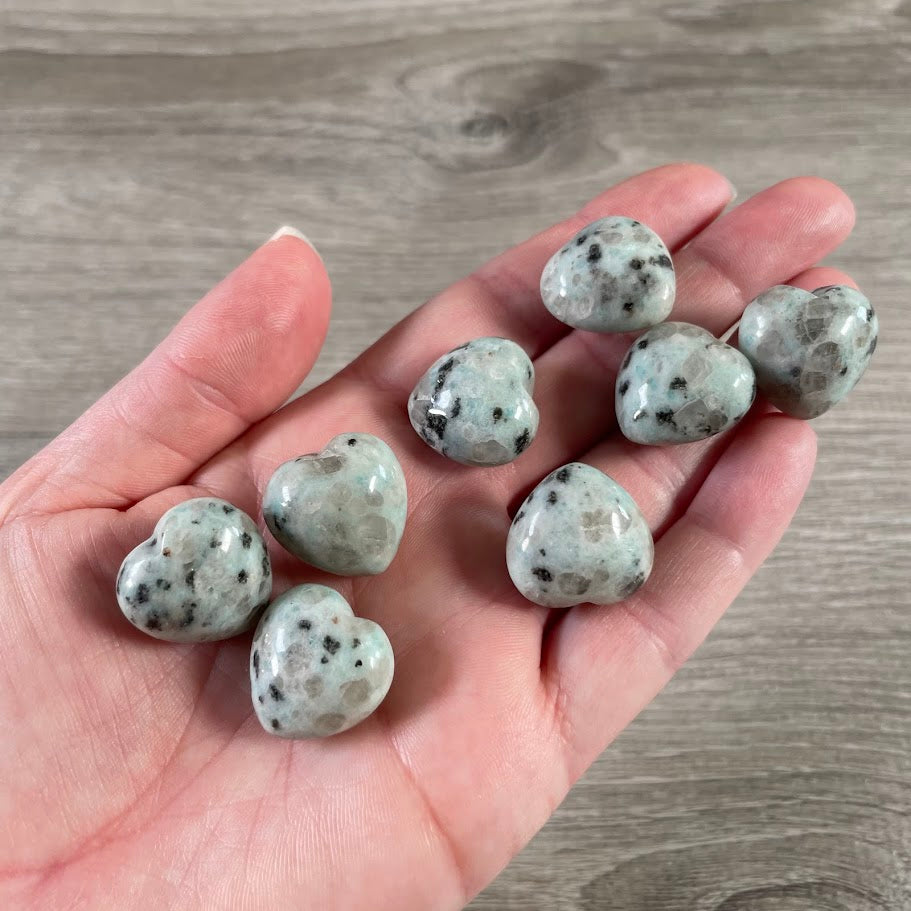 kiwi jasper bulk natural crystal heart carvings for resale display