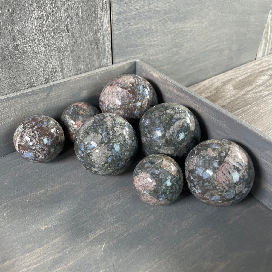 natural gemstone sphere lots