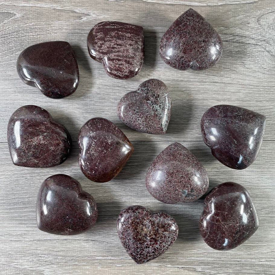 garnet heart-shaped crystals in bulk