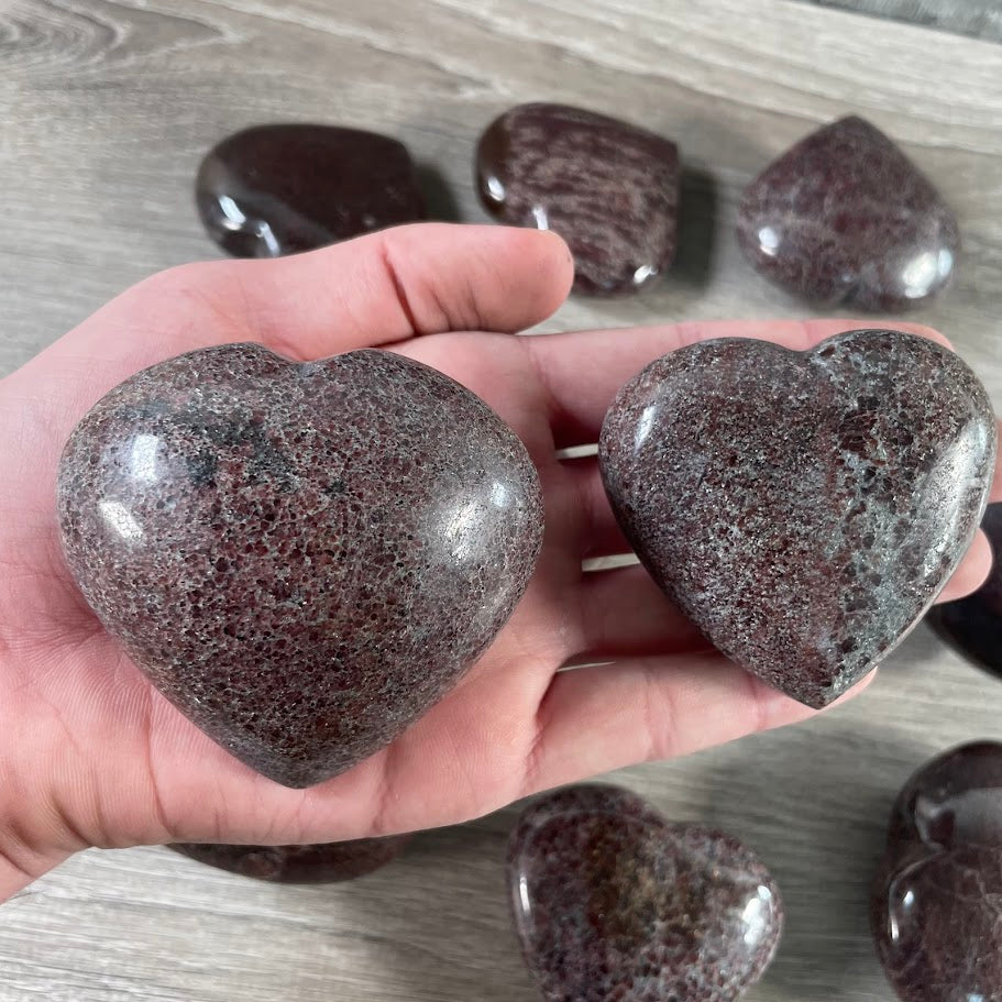 garnet polished gemstone hearts