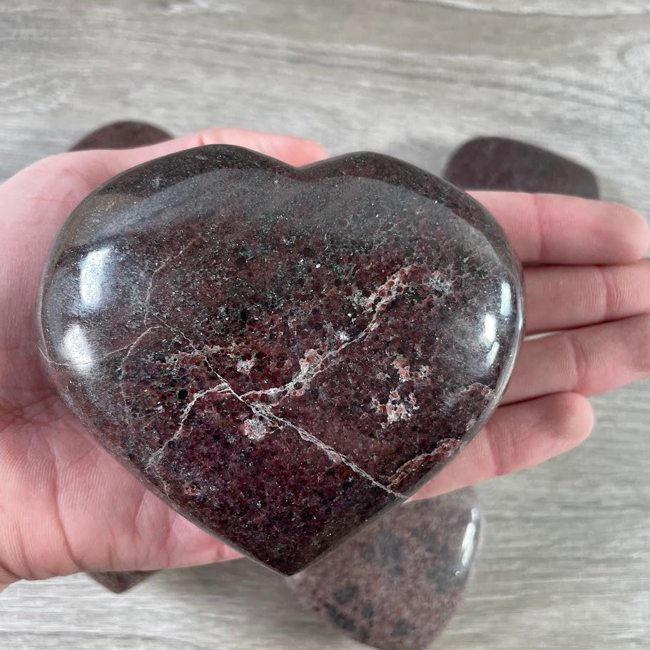 garnet heart shaped stone