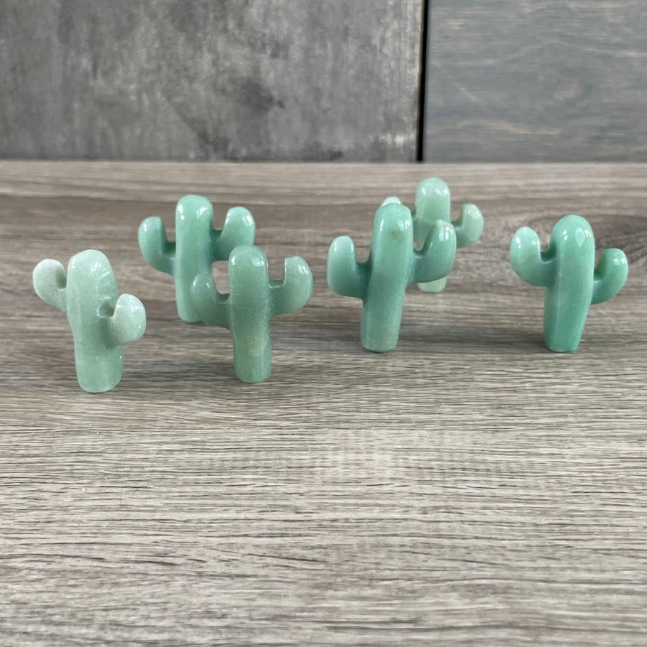 Wholesale aventurine crystal cactus for home decor