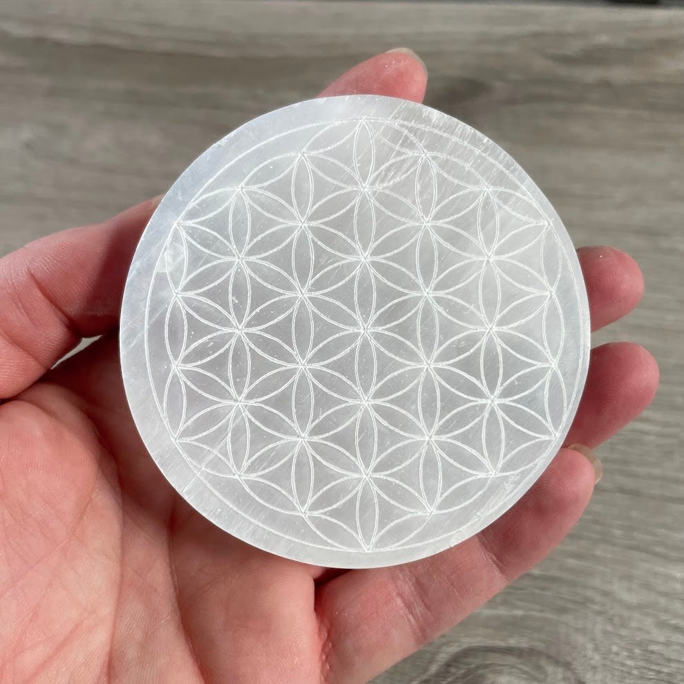 Selenite Charging Plates for Crystals – Polished Energy Cleansing Slabs