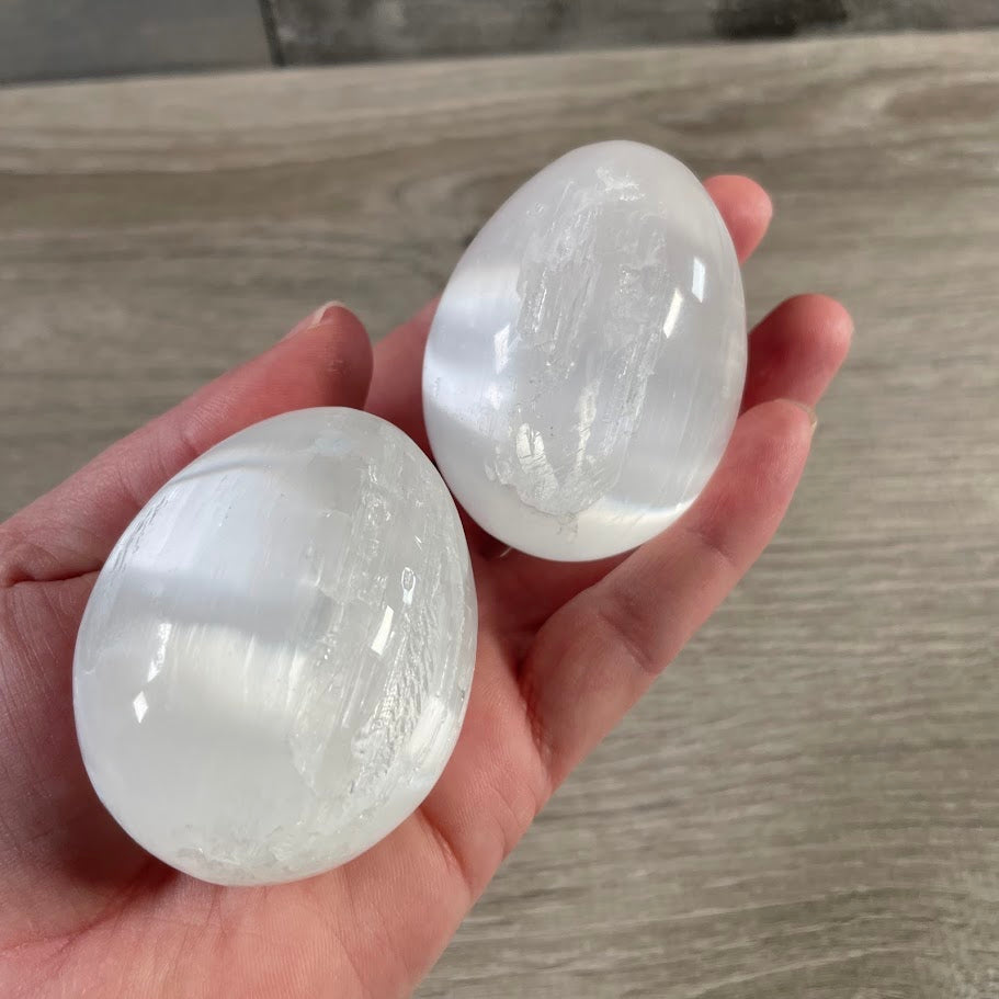 white selenite eggs for gift shops