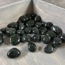 Bulk green goldstone crystals for spiritual gift stores