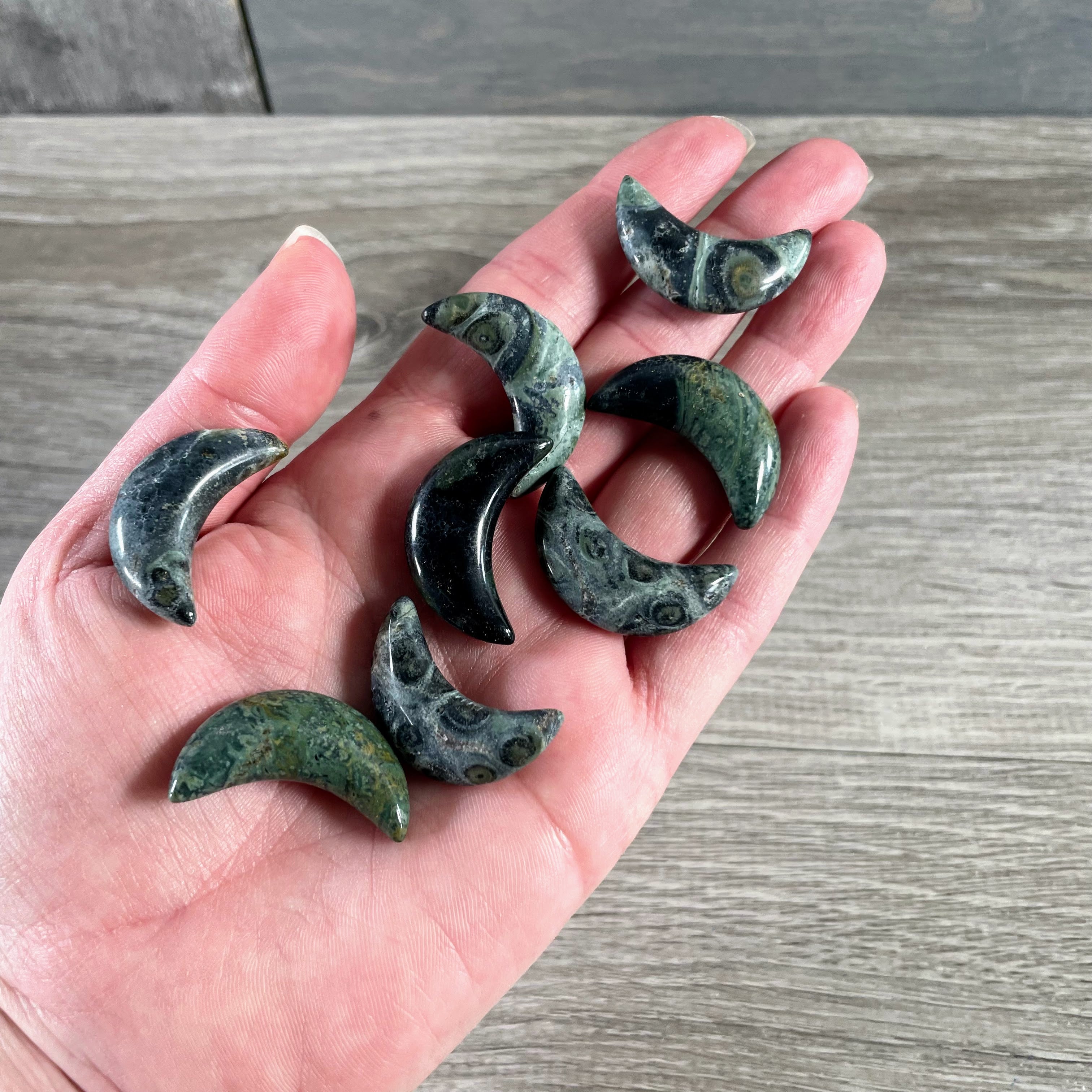Kambaba Jasper Natural stone crescent moon carvings bulk