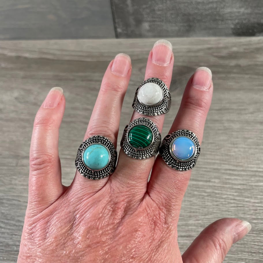 Assorted Gemstone Rings in Pot Metal – Mixed Sizes