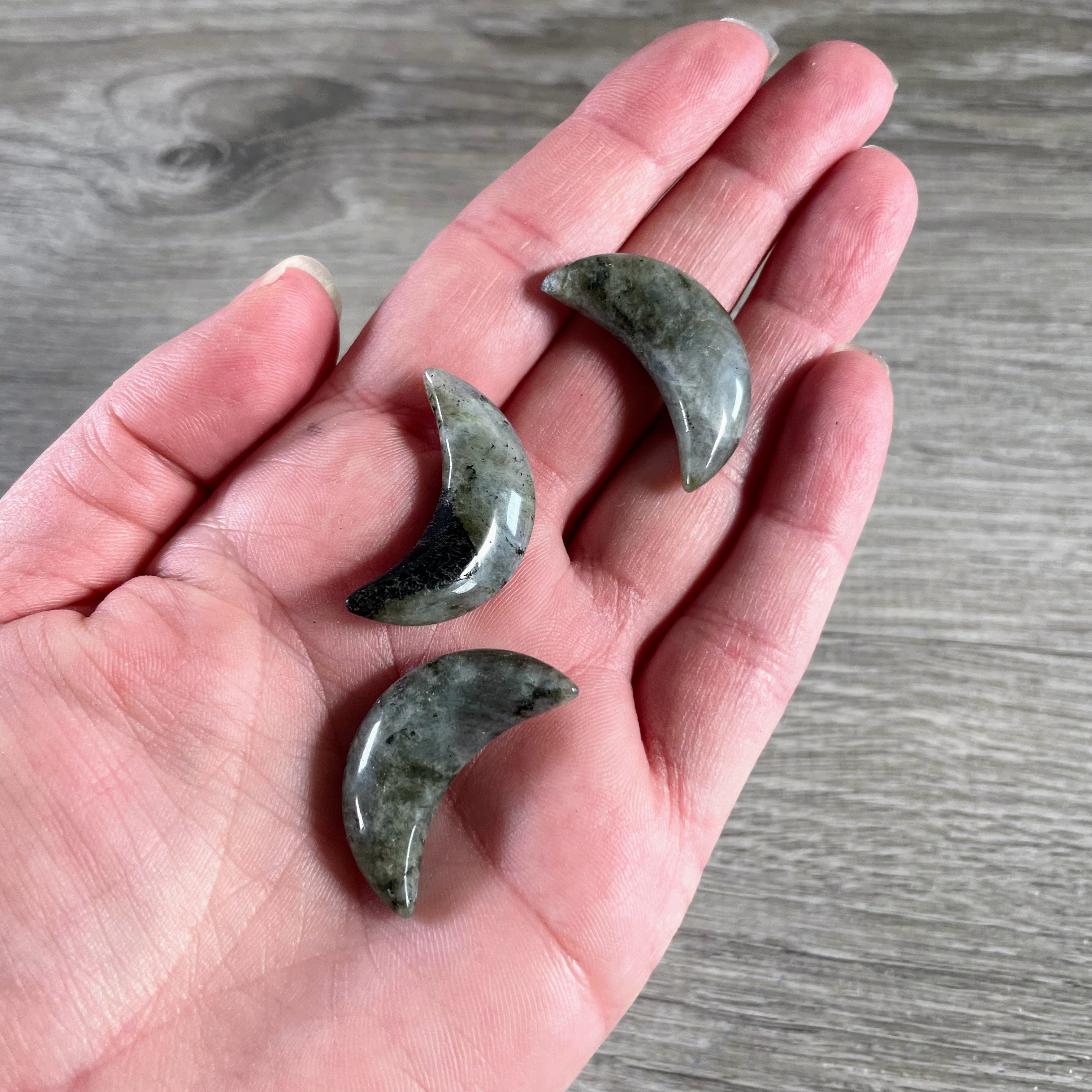 Labradorite wholesale gemstone moons