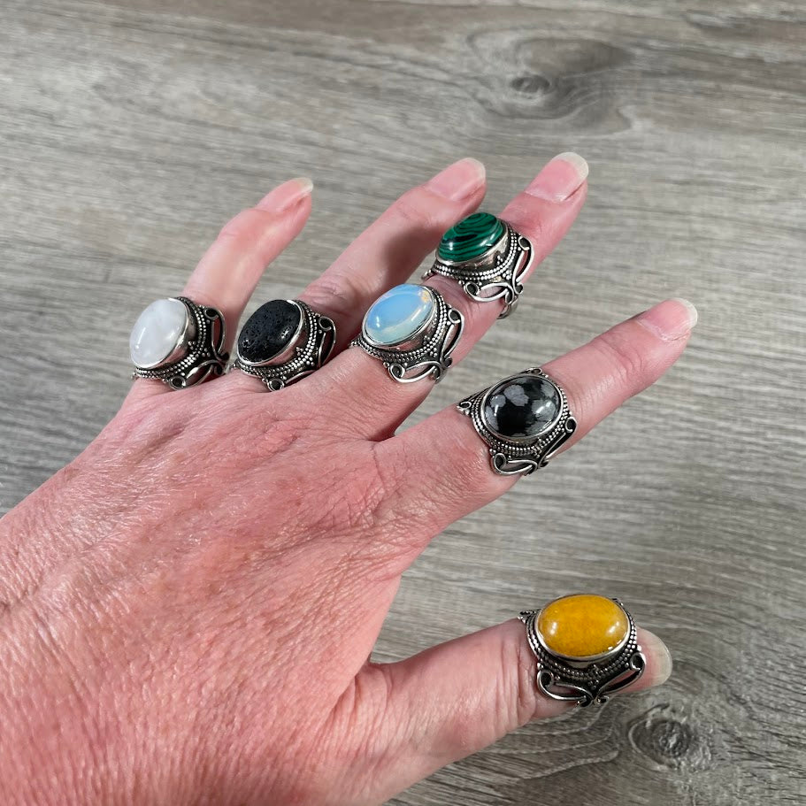 Assorted Gemstone Rings in Pot Metal – Mixed Sizes