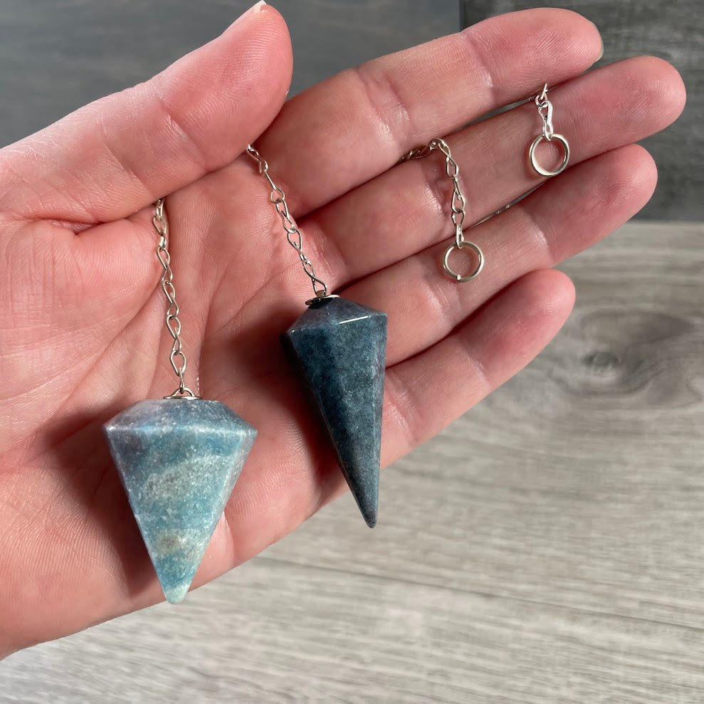 Gemstone Pendulums Wholesale – Assorted Crystal Pendulums