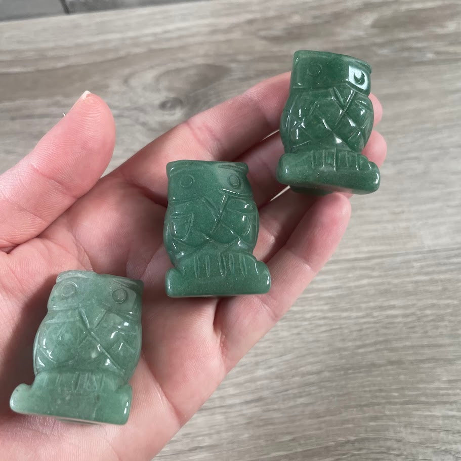 aventurine carved gemstone owl figurine wholesale bulk crystals