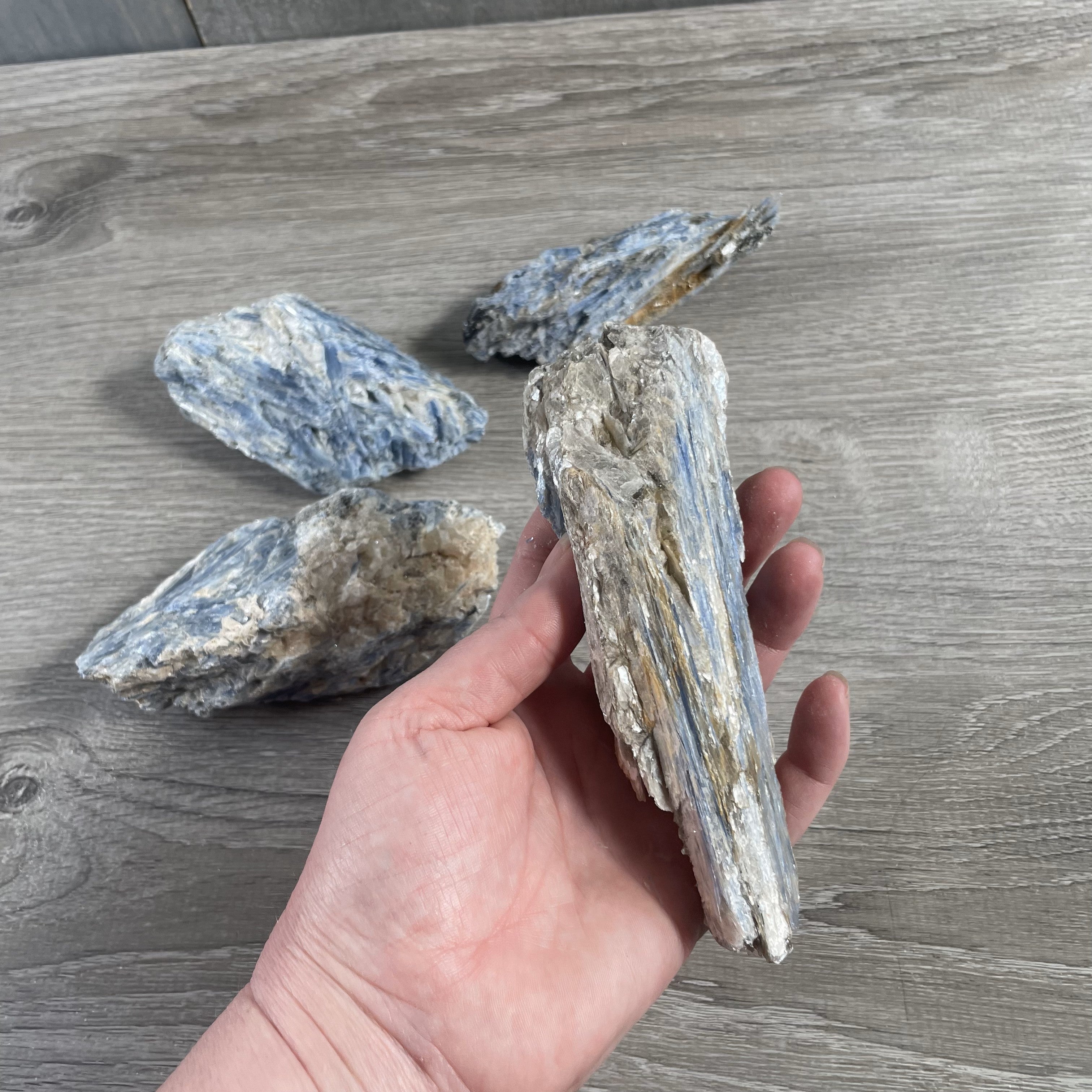 Blue kyanite wholesale supply for resale