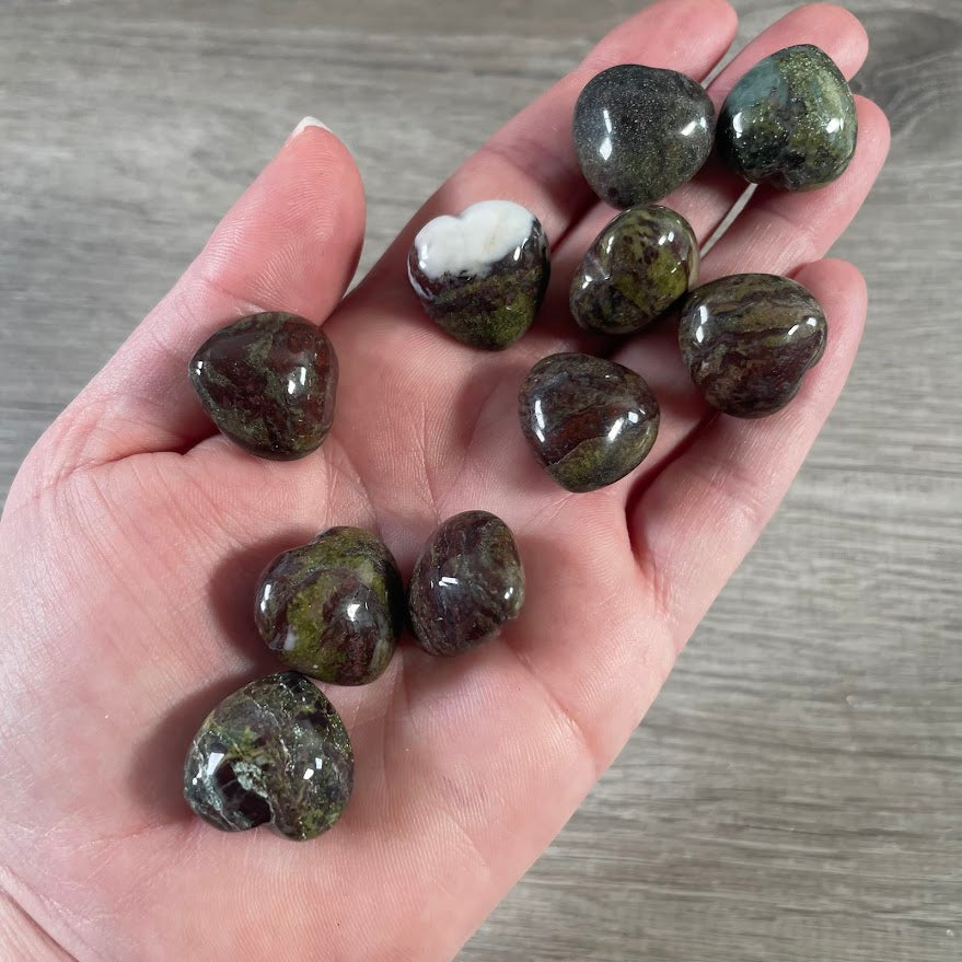 Gemstone Heart Carvings 20mm – Bulk Crystal Heart Stones